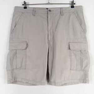 Levi Strauss & Co Shorts Size 40 Gray Cargo Pockets 100% Cotton Normcore Casual